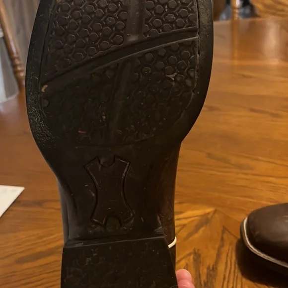 Ariat Cowboy Boots - Picture 3 of 3